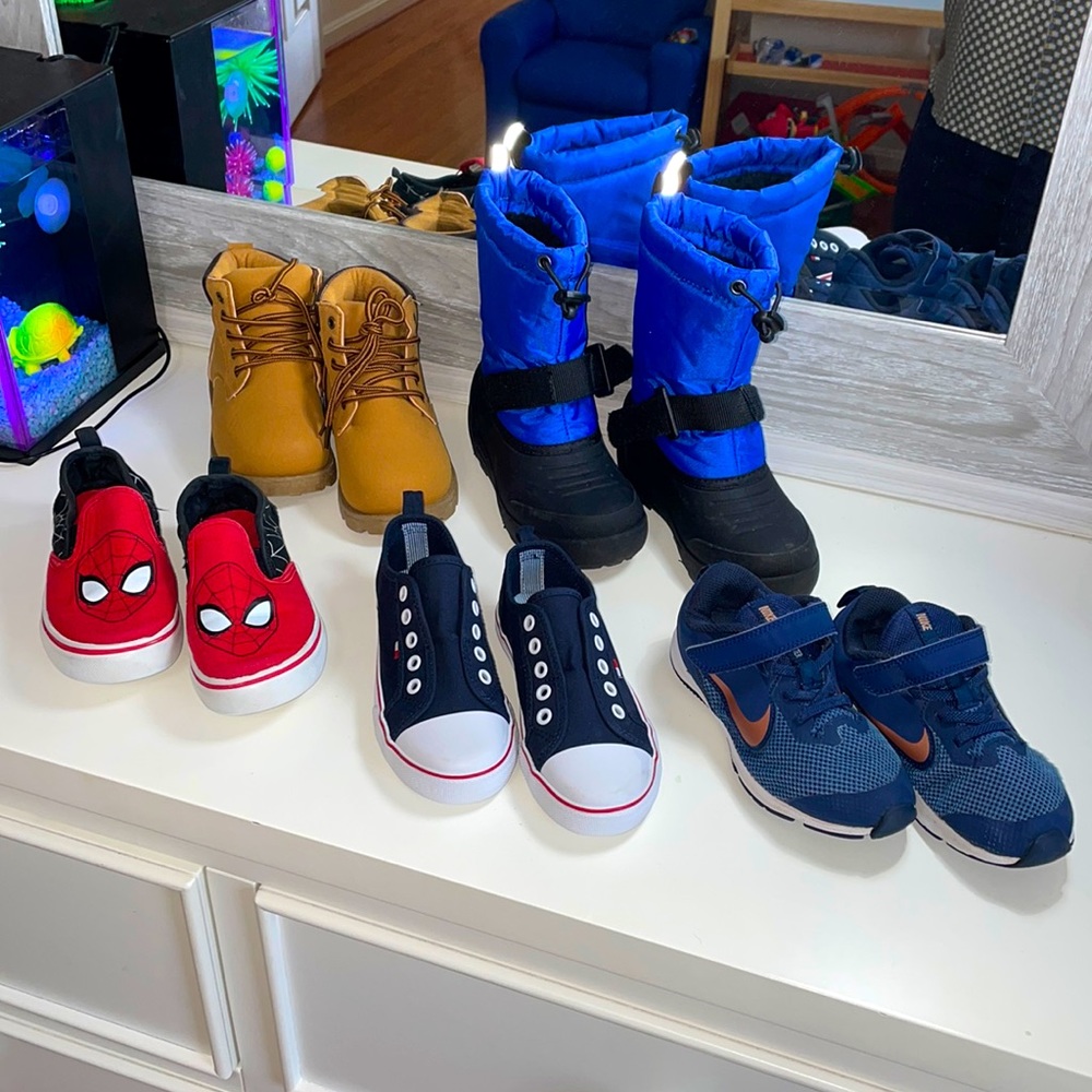 Boys shoes size 11T bundle! Like new ❤️